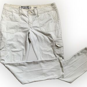 Skinny stretch cargo tan khaki ladies Pants Size 15 | MOSSIMO